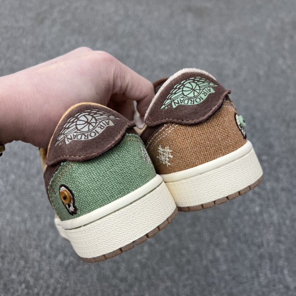 Jordan 1 Retro Low OG Zion Williamson Voodoo