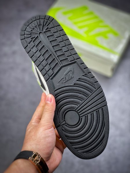 Jordan 1 Retro High OG Visionaire