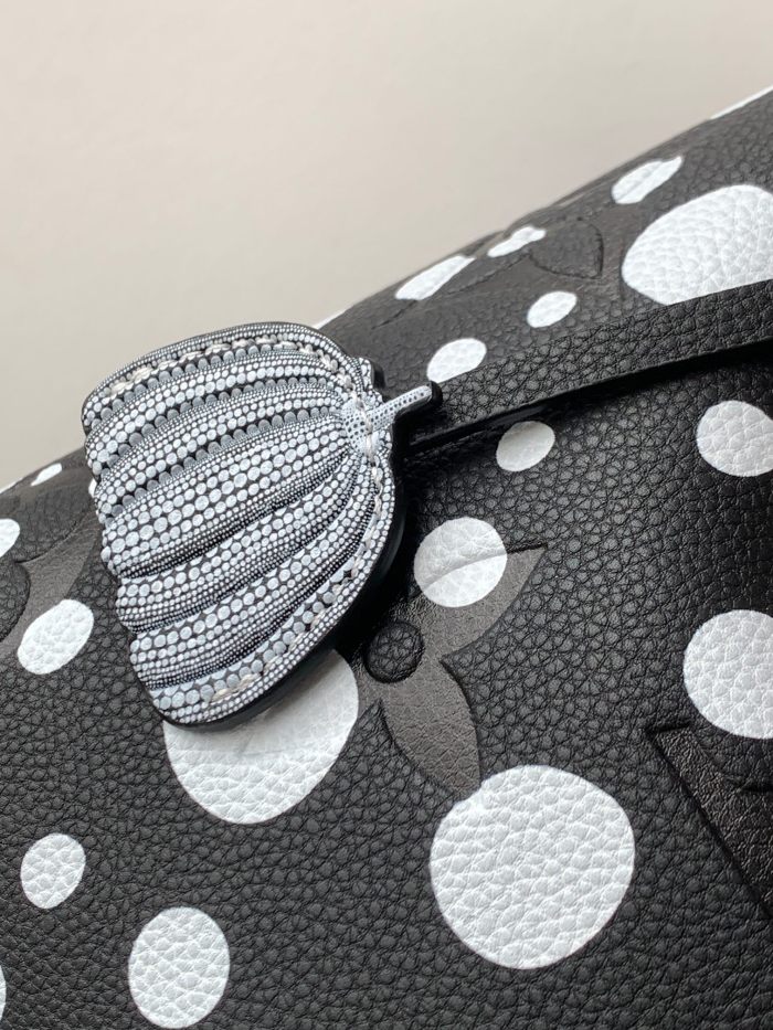 Handbag Louis Vuitton M21753 size 26.0 x 26.0 x 17.5