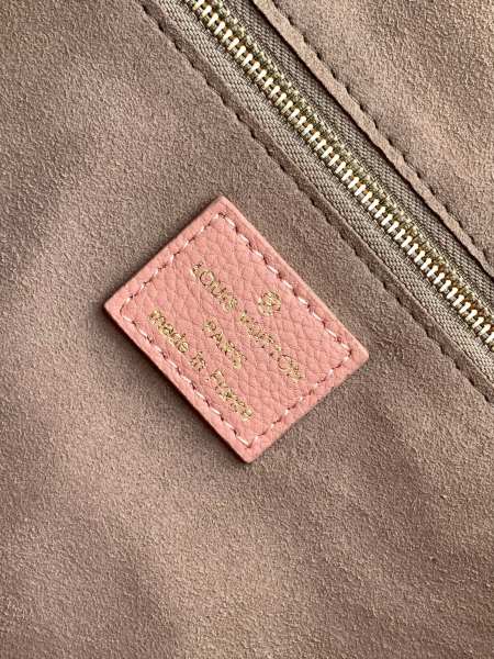 Handbag Louis Vuitton m45684 m46329 size 31 × 28 × 14