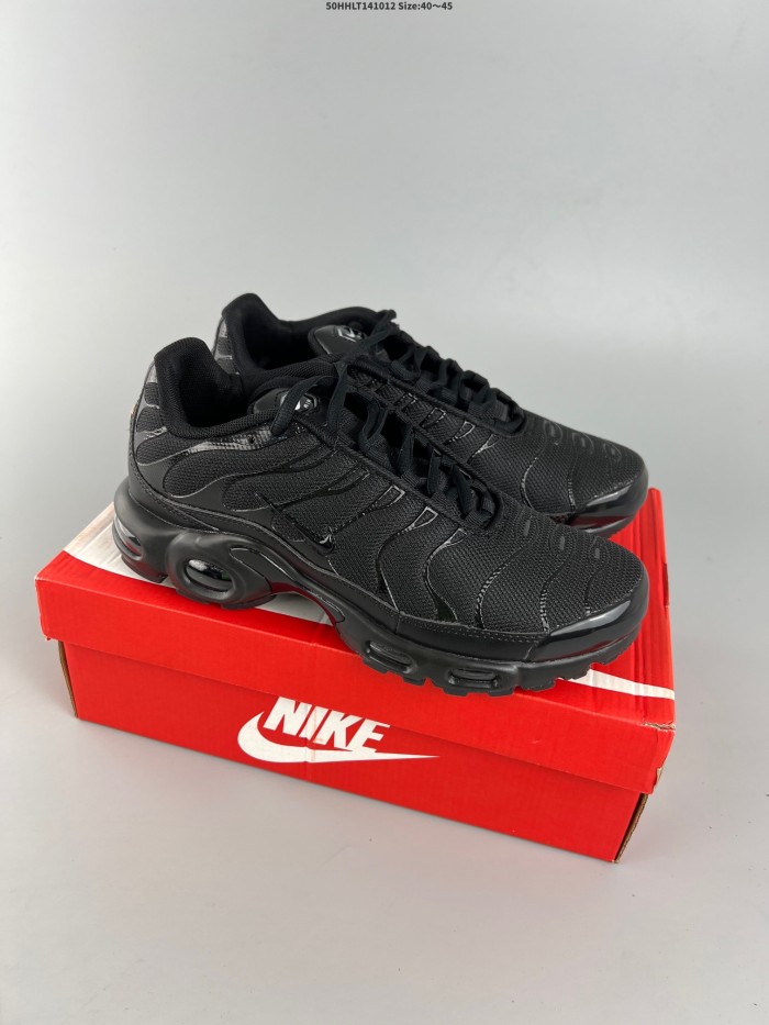 Nike Air Max Plus Triple Black