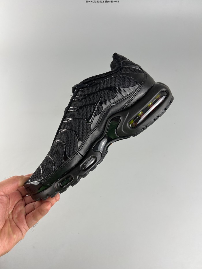Nike Air Max Plus Triple Black