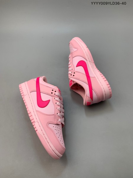 Nike Dunk Low Triple Pink (GS)
