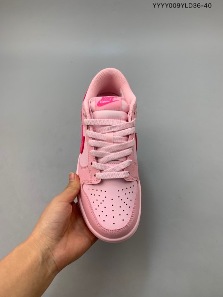 Nike Dunk Low Triple Pink (GS)