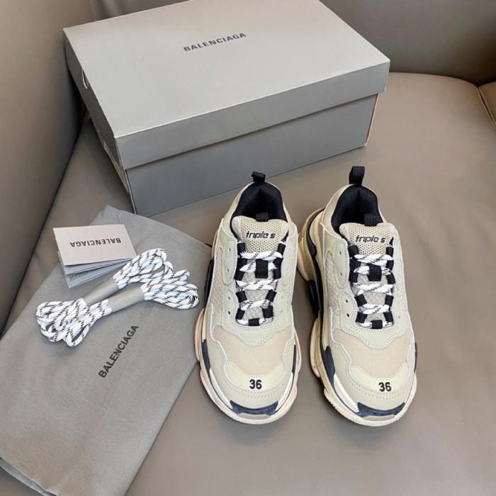 Balenciaga Triple S Vanille (W)