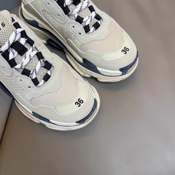 Balenciaga Triple S Vanille (W)