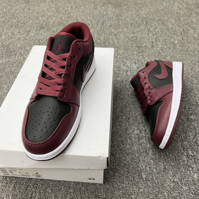 Jordan 1 Low Black Dark Beetroot (W)