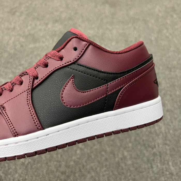 Jordan 1 Low Black Dark Beetroot (W)