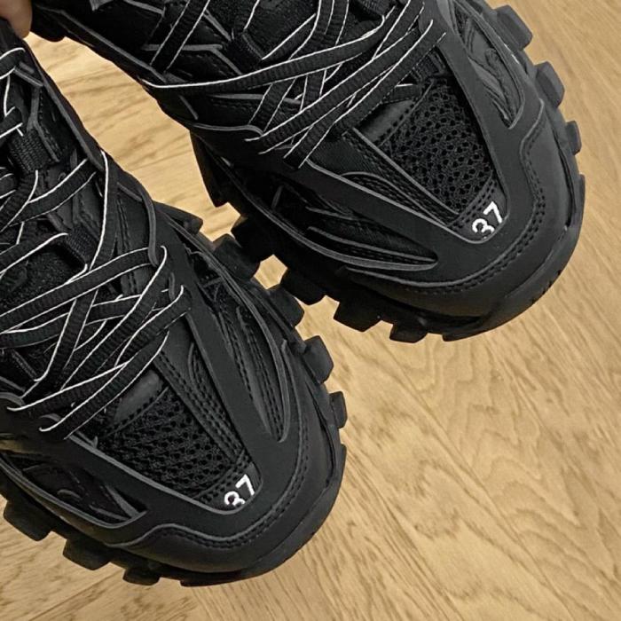 Balenciaga Track Black
