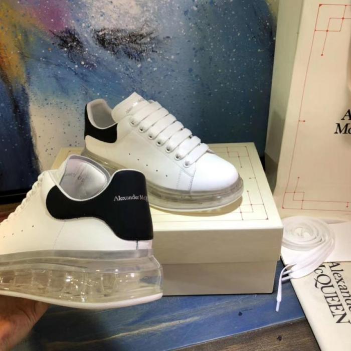 Alexander McQueen Oversized Clear Sole Black