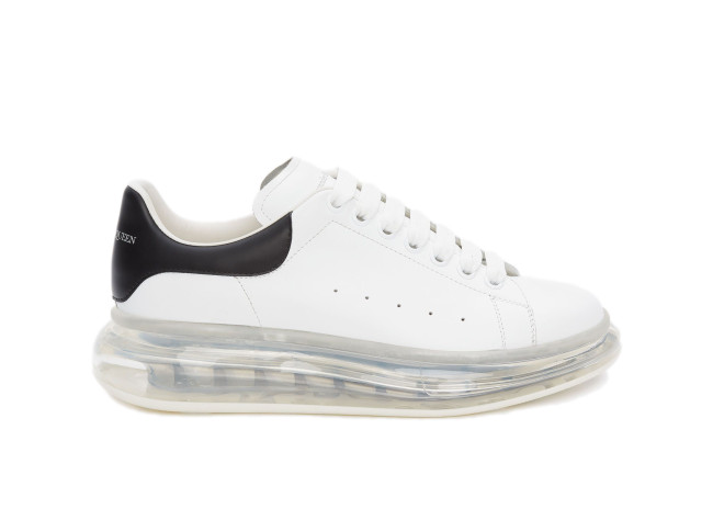 Alexander McQueen Oversized Clear Sole Black