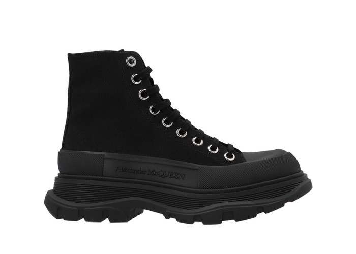 Alexander McQueen Tread Slick Lace Up Boot Black (W)