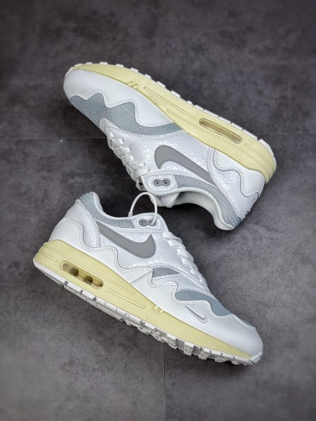 Nike Air Max 1 Patta Waves White