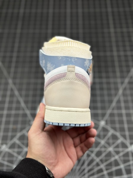 Jordan 1 High Zoom Air CMFT Pink Oxford (W)