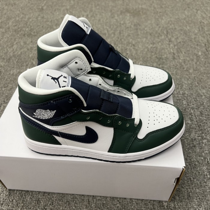 Jordan 1 Mid SE Seahawks (W)