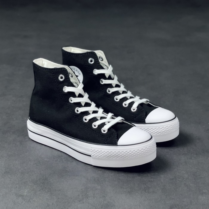 Converse Chuck Taylor All-Star Hi Platform Black White (W)