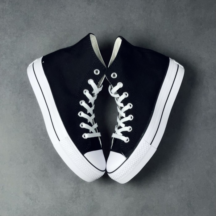 Converse Chuck Taylor All-Star Hi Platform Black White (W)