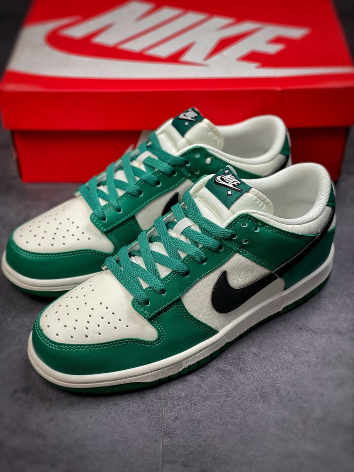 Nike Dunk Low SE Lottery Pack Malachite Green