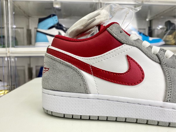Jordan 1 Low SE Light Smoke Grey Gym Red