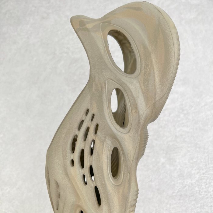 Adidas Yeezy Foam Runner Orange Red