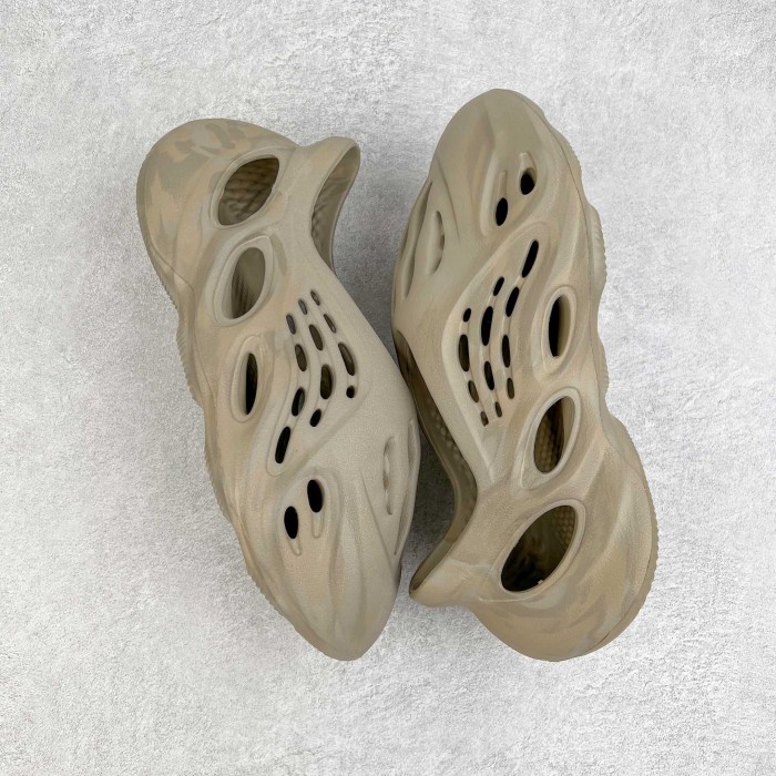 Adidas Yeezy Foam Runner Orange Red