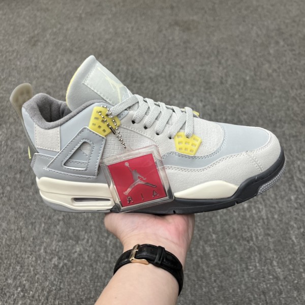 Jordan 4 Retro SE Craft Photon Dust