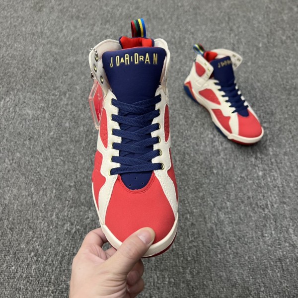 Jordan 7 Retro Trophy Room New Sheriff in Town