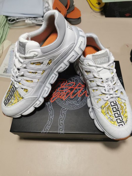 Versace Trigreca White Grey Barocco Print
