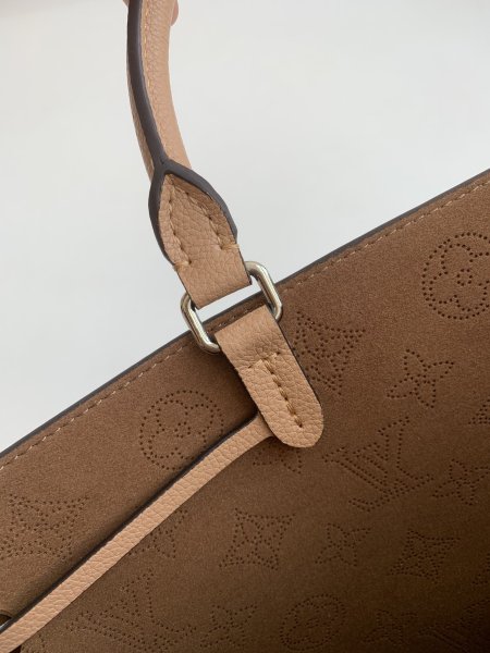 Handbag Louis Vuitton 59655 size32 x 23 x 13