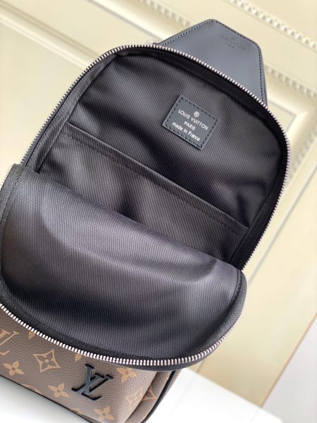 Handbag  Louis Vuitton 46327 size 20x31x7 cm