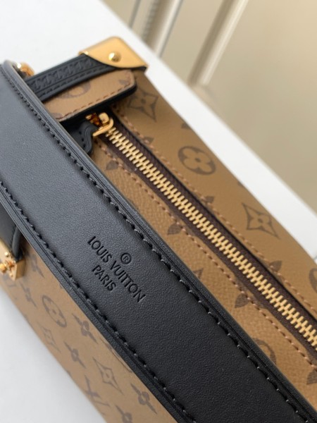 LOUIS VUITTON SIDE TRUNK Canvas Handbag Medium Women's Brown M27101 size 23.5*16.8.5cm