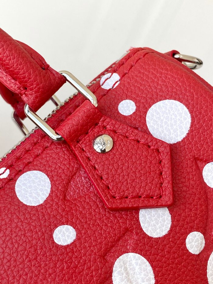 Handbag  Louis Vuitton M81910 size 16X11X9cm