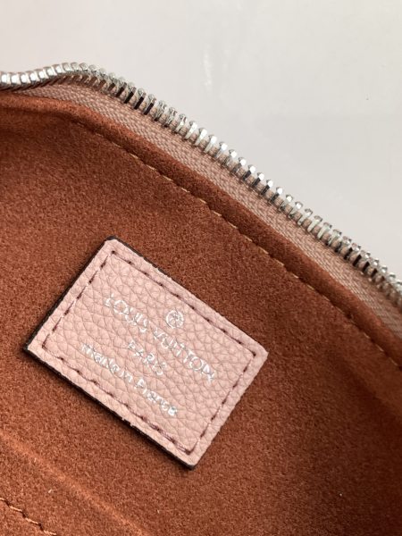 Handbags  Louis Vuitton  M55806 size 28 x 34 x 12 cm