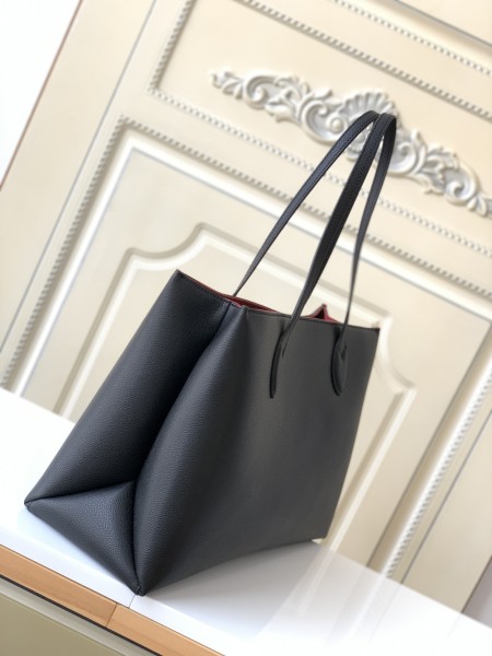  Handbag   Louis Vuitton  M58927  42.0 x 28.0 x 15.0 cm