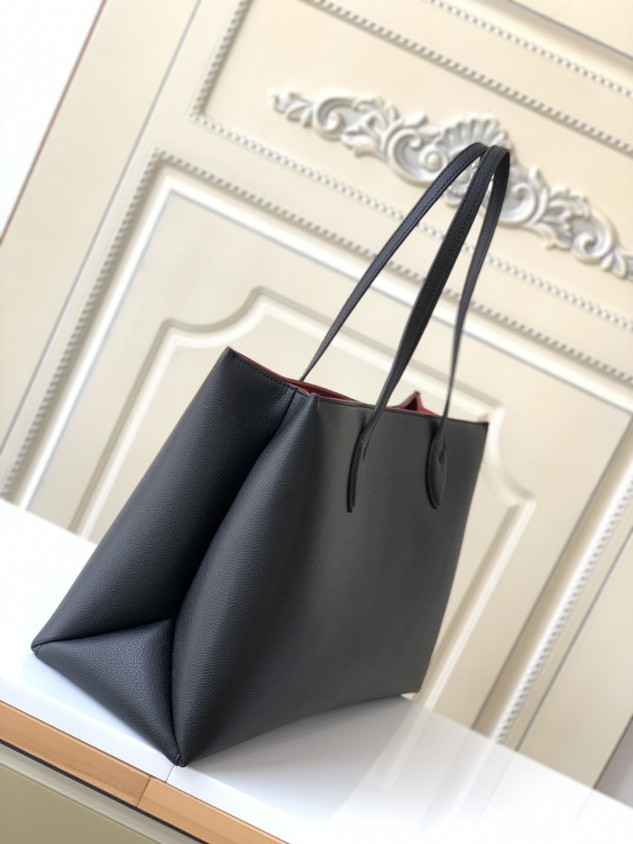  Handbag   Louis Vuitton  M58927  42.0 x 28.0 x 15.0 cm