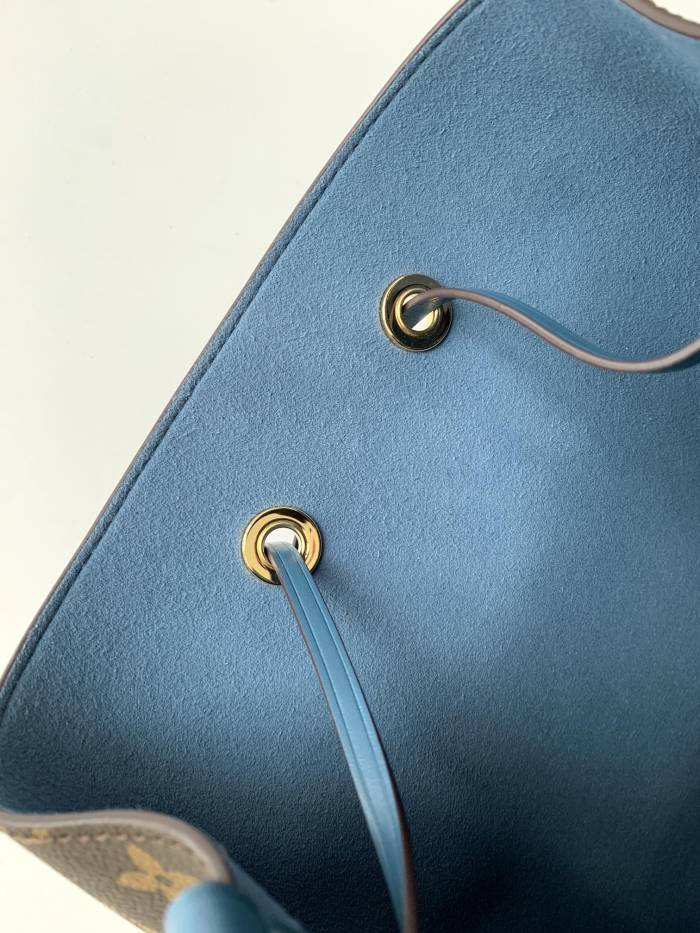 LOUIS VUITTON NeoNoe Monogram Brown/Bleu Jean M43569 size 26*17.5*26 cm