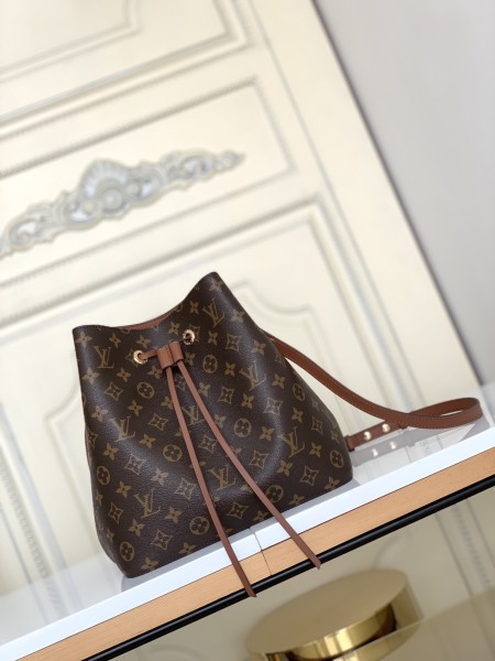 Louis Vuitton M81266 NéoNoé Mm M44887 size  26*17.5*26 cm
