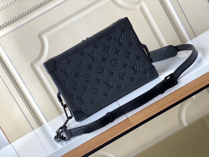 Handbag  Louis Vuitton  M55700  size  25x18x10 cm