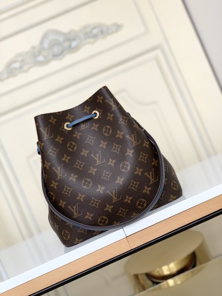 LOUIS VUITTON NeoNoe Monogram Brown/Bleu Jean M43569 size 26*17.5*26 cm