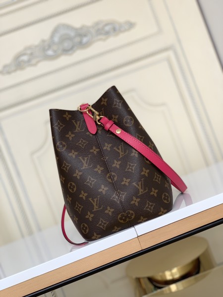 LOUIS VUITTON NÉONOÉ Coated Canvas With Smooth Cow Leather Bucket Bag, Shoulder Bag, Crossbody Bag Medium Women's M43570 size 26*26*17.5 cm