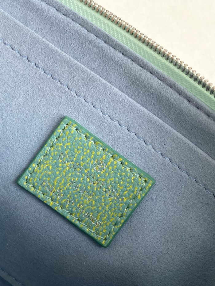  Handbag   Louis Vuitton M46180 size 24 x 13.5 x 4 cm 