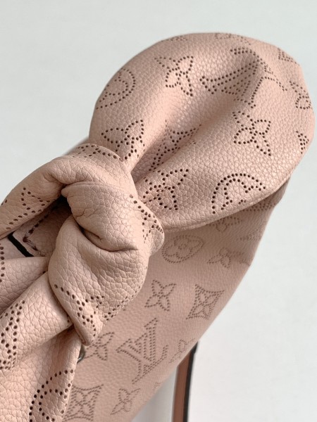 Handbags  Louis Vuitton  M55806 size 28 x 34 x 12 cm