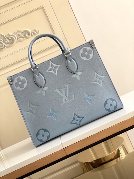 Handbag  Louis Vuitton  M45717  size 34*12*26 cm
