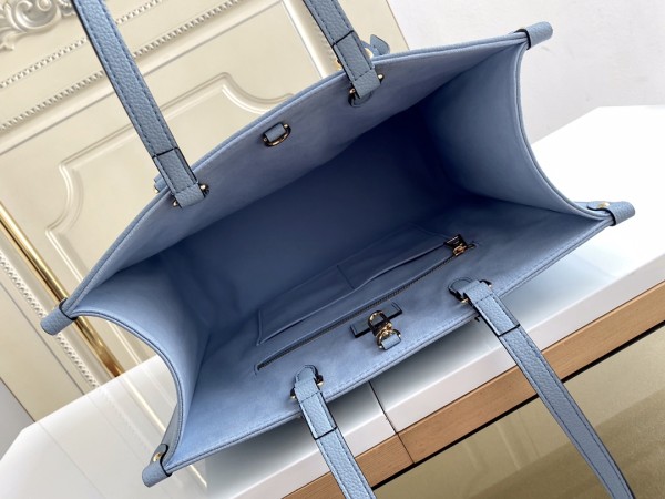 Handbag  Louis Vuitton  M45717  size 34*12*26 cm