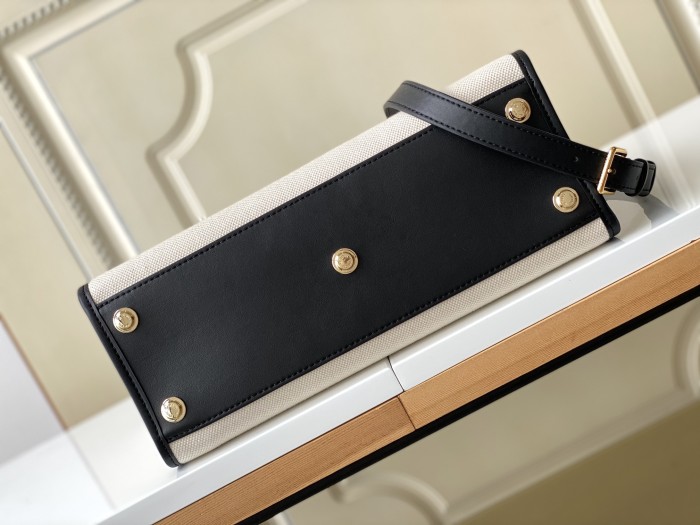 Handbag  Louis Vuitton  M59842  size 30.5 x 24.5 x 14 cm