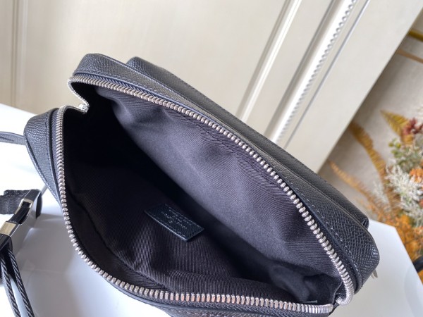  Handbag   Louis Vuitton  M30245  size  21.0 x 17.0 x 5.0 cm