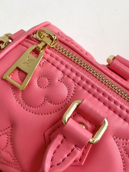 Handbag   Louis Vuitton  M59826  size  20x10x10 cm