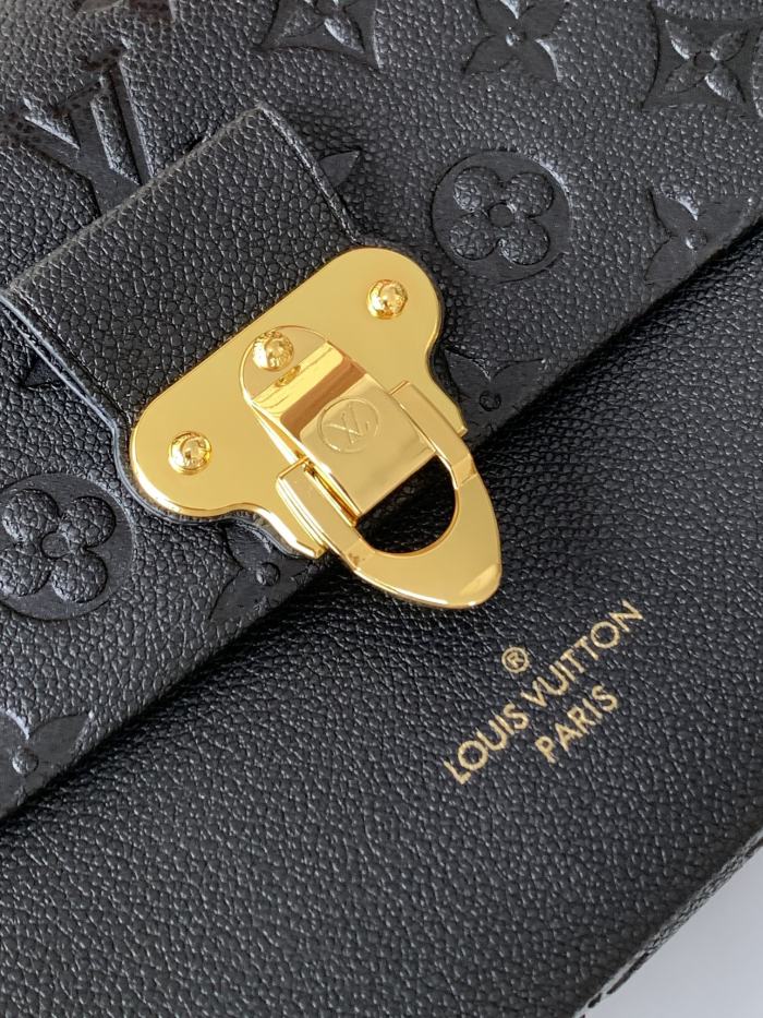  Handbag  Louis Vuitton  M44151  size  25 x 17 x 9.5  cm