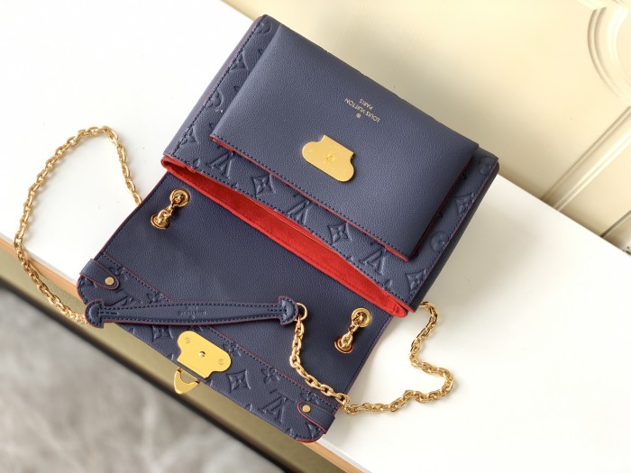  Handbag  Louis Vuitton  M44151  