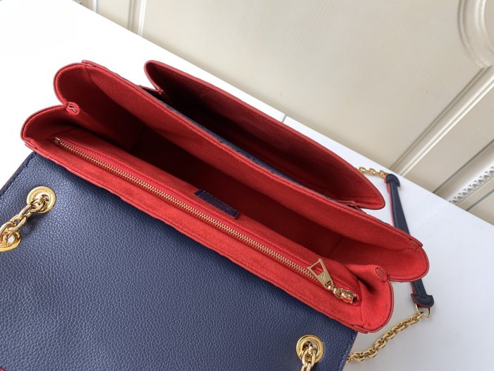  Handbag  Louis Vuitton  M44151  